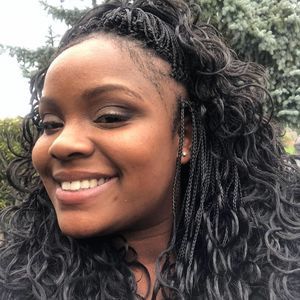 Meet your Posher, Amber